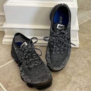 Nike Vapormax Knit Running Shoes Women 7.5 Black White Oreo Sneakers